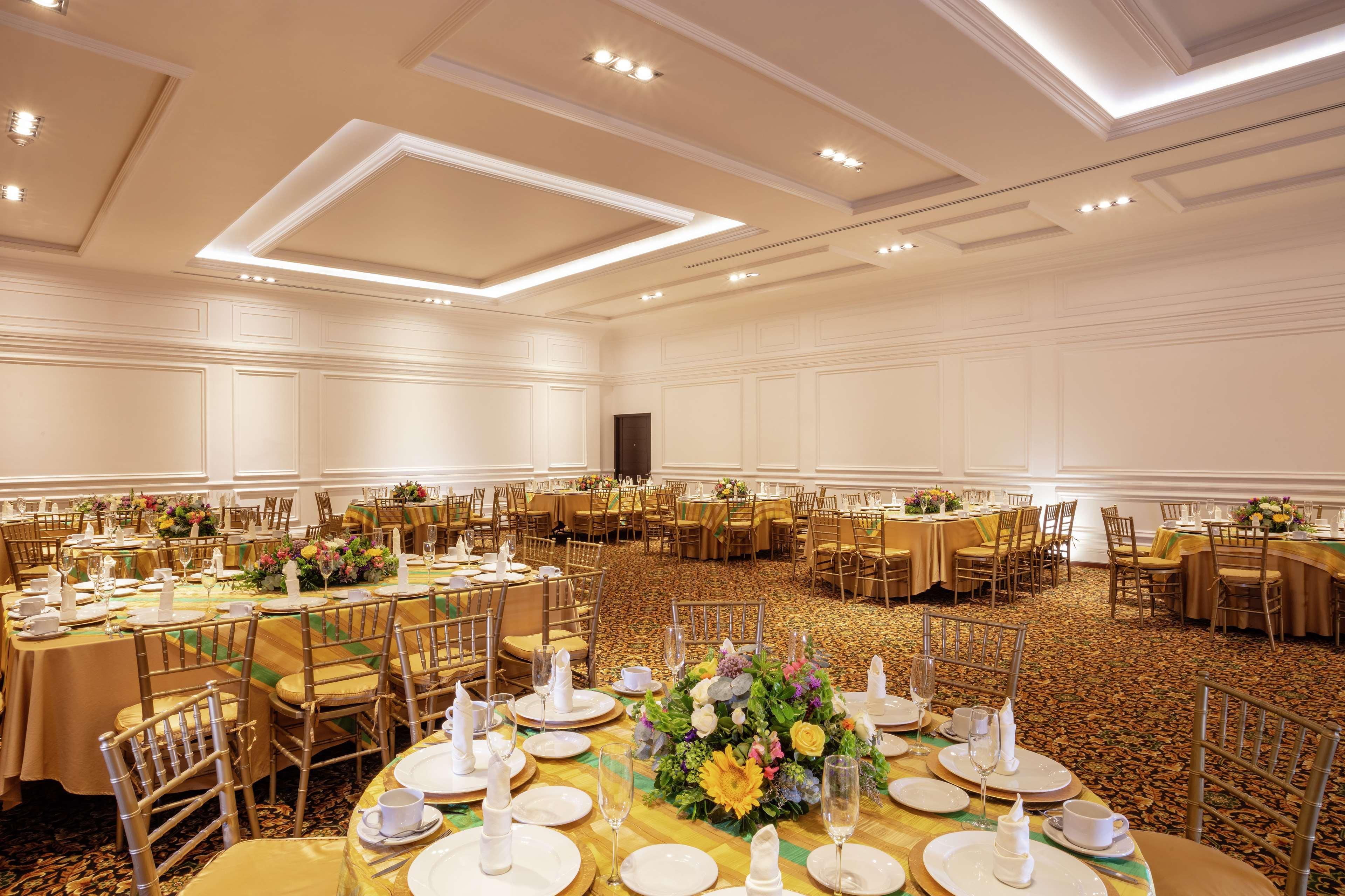ดับเบิลทรี บาย ฮิลตัน โตลูกา Hotel โทลุกา ภายนอก รูปภาพ