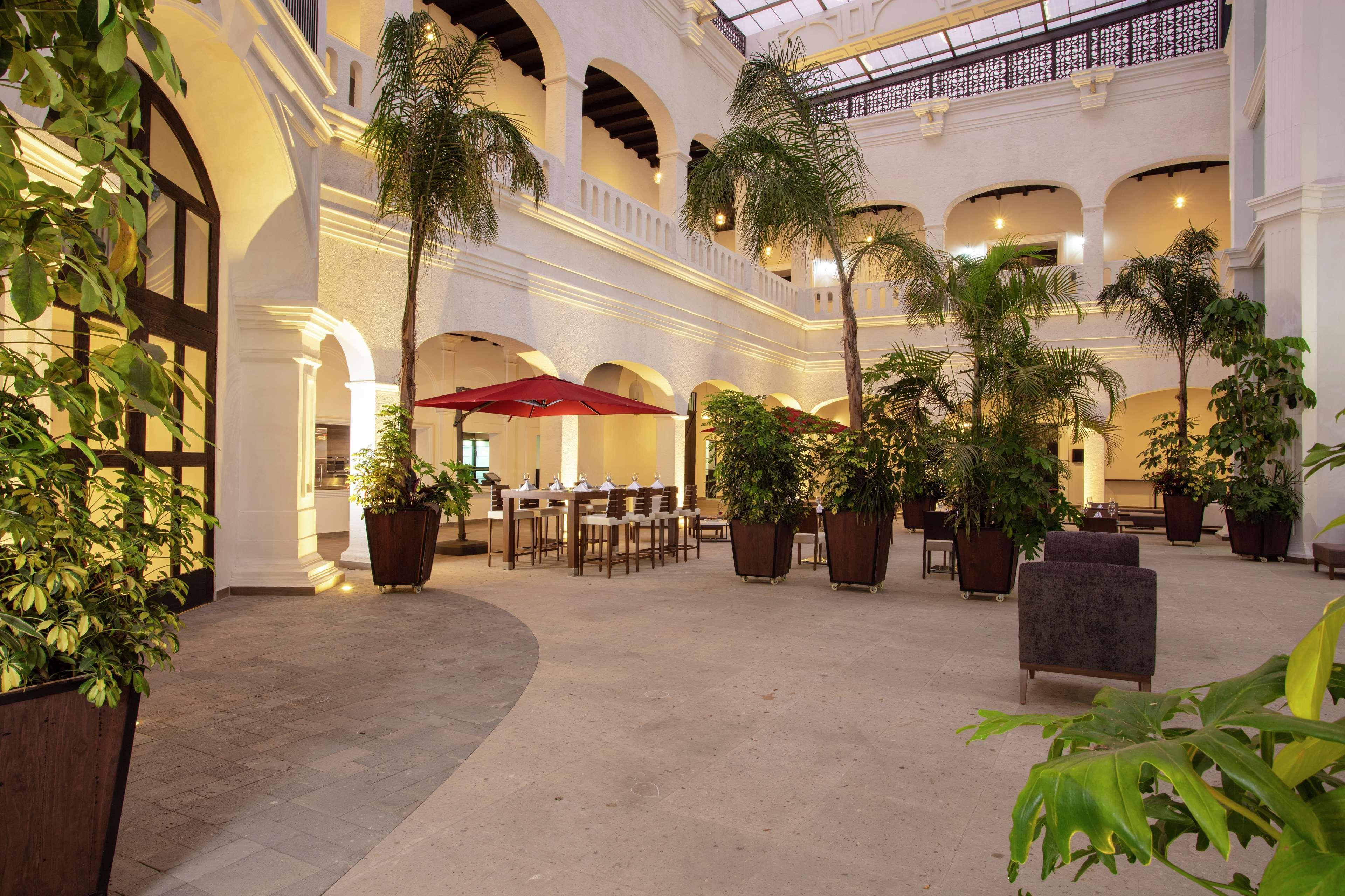 ดับเบิลทรี บาย ฮิลตัน โตลูกา Hotel โทลุกา ภายนอก รูปภาพ